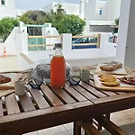 Captain Giorgos House Pollonia