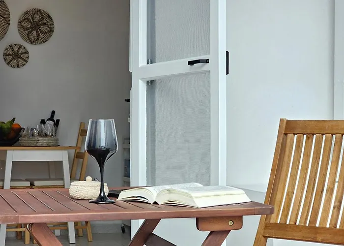 Captain Giorgos House Πολλώνια