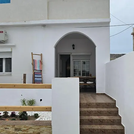 Captain Giorgos House Pollonia