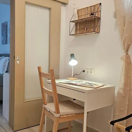 Captain Giorgos House Lägenhet